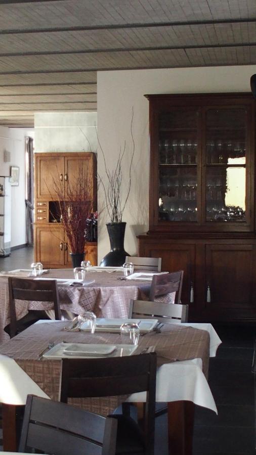 Gasthaus La Corte Di Langa Albaretto della Torre Exterior foto